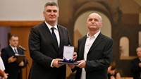 Predsjednik RH Zoran Milanović i prof. dr. sc. Darko Grundler